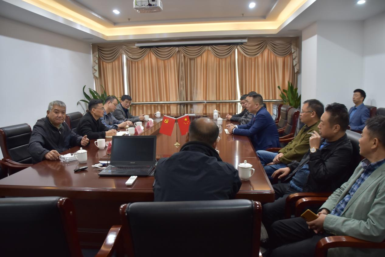 嘉兴市工商联党委副书记张翼一行到我会第二届会长候选人单位走访调研